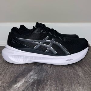 Women’s Asics Gel-Kayano 30